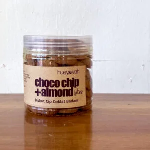 Chocolate Chip + Almond Cookies Bites