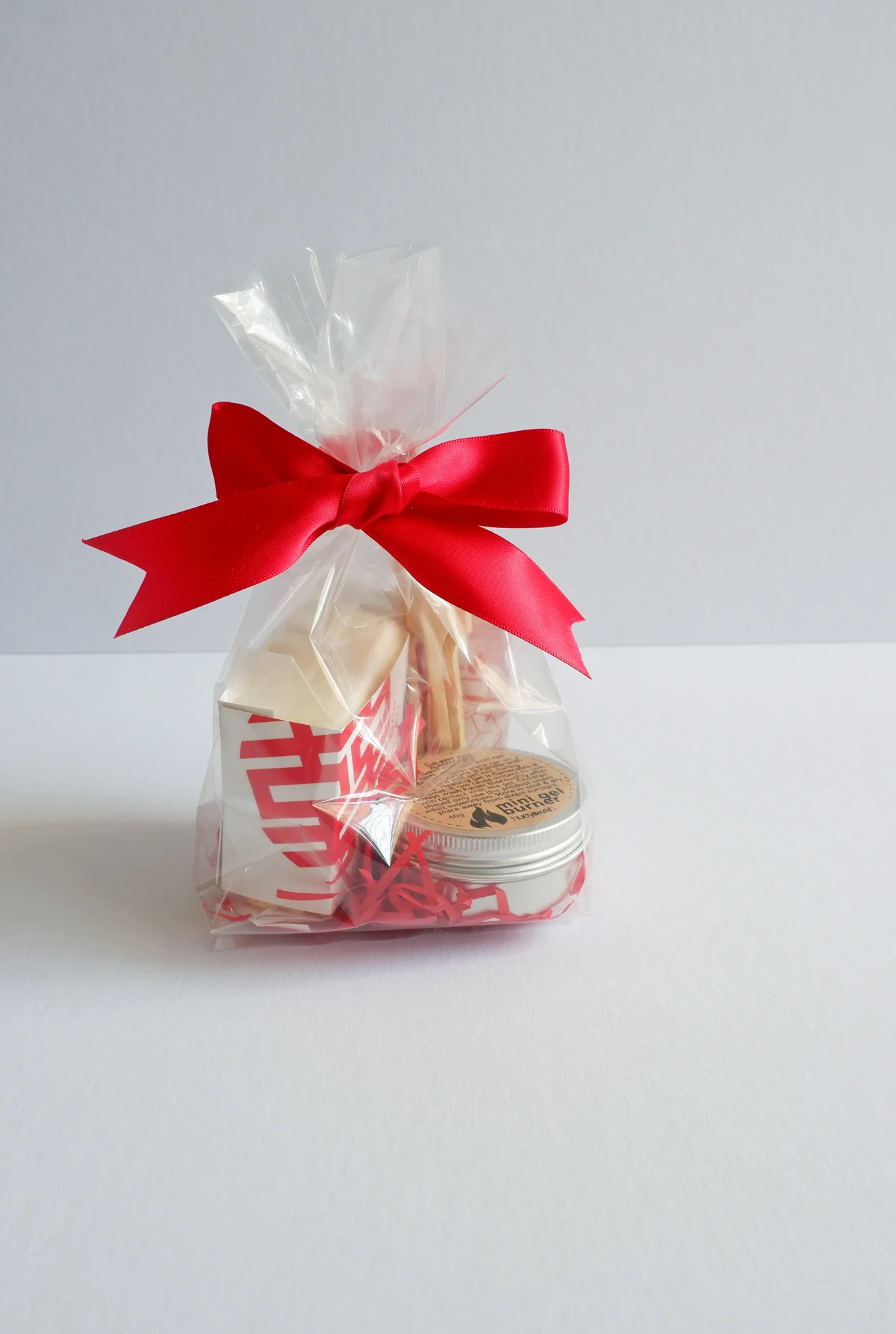 Party Favour: Toasting Kit - Image 3